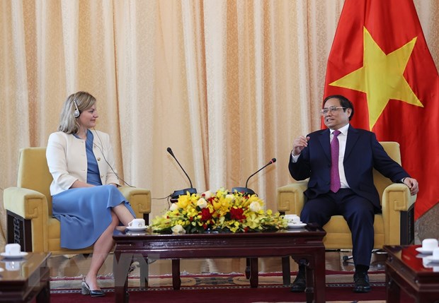 Thủ tướng tiếp Bộ trưởng Ngoại thương và Hợp tác phát triển Hà Lan hình ảnh 1 Thu tuong tiep Bo truong Ngoai thuong va Hop tac phat trien Ha Lan hinh anh 1