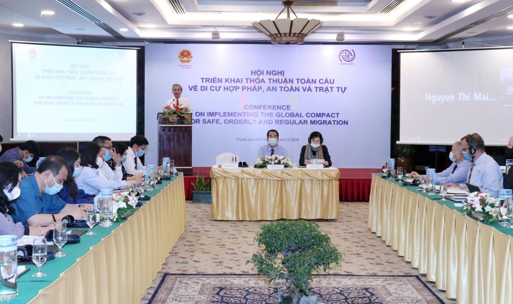 Thảo luận các giải pháp hỗ trợ đối với làn sóng người di cư trở về do đại dịch COVID-19 Thảo luận các giải pháp hỗ trợ đối với làn sóng người di cư trở về do đại dịch COVID-19