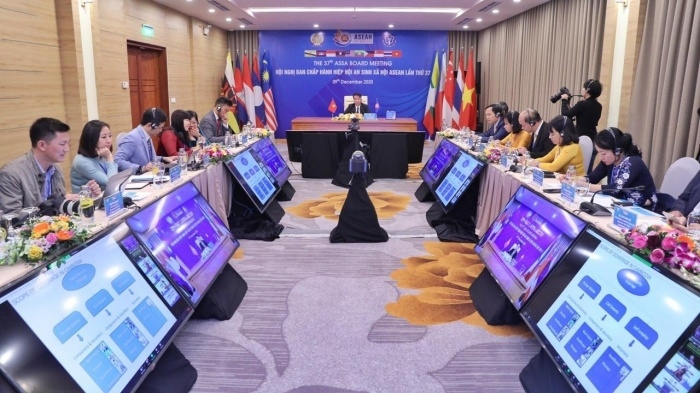 Xây dựng một cộng đồng an sinh xã hội ASEAN đồng thuận và phát triển, vì lợi ích của người dân Xây dựng một cộng đồng an sinh xã hội ASEAN đồng thuận và phát triển, vì lợi ích của người dân
