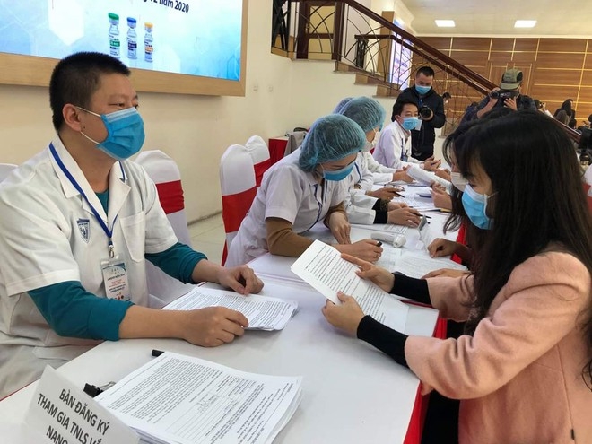 Đảm bảo an toàn hàng đầu cho tình nguyện viên tiêm thử nghiệm vaccine Nanocovax