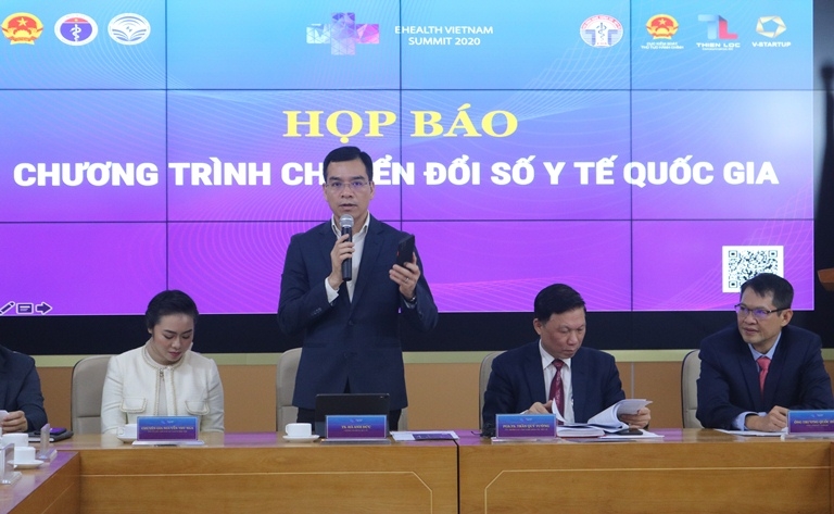 Người dân có thể liên hệ mọi lúc, mọi nơi với các bác sĩ thông qua môi trường mạng Người dân có thể liên hệ mọi lúc, mọi nơi với các bác sĩ thông qua môi trường mạng