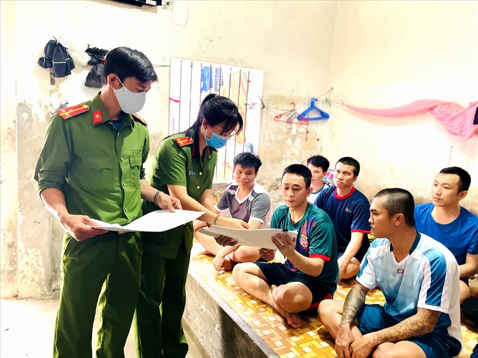 Người bị tạm giam, tạm giữ được cấp thêm thịt lợn, cá trong khẩu phần ăn Người bị tạm giam, tạm giữ được cấp thêm thịt lợn, cá trong khẩu phần ăn