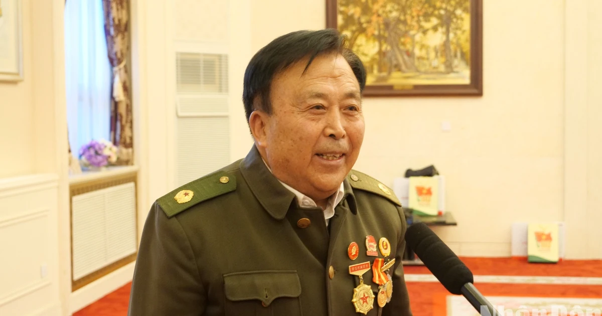 Tình cảm đặc biệt của cựu chiến binh Trung Quốc dành cho quân đội và đất nước Việt Nam Tình cảm đặc biệt của cựu chiến binh Trung Quốc dành cho quân đội và đất nước Việt Nam