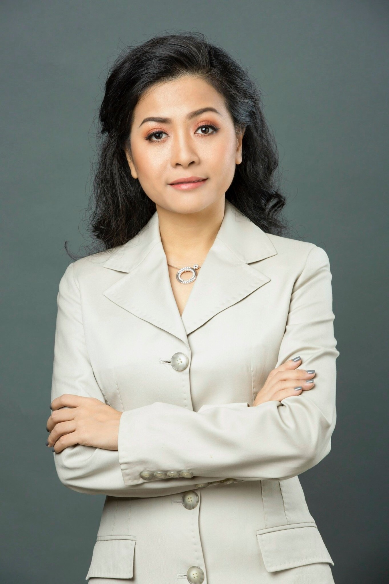新协发副总经理陈渊芳女士