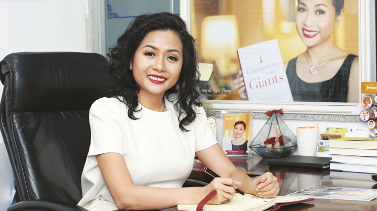 新协发集团的企业家陈渊芳女士
