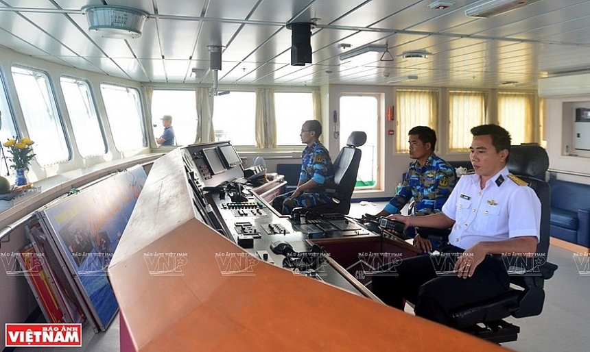 越南军医船561号—东海上的移动医院 越南军医船561号—东海上的移动医院