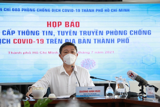 胡志明市人民委员会副主席杨英德
