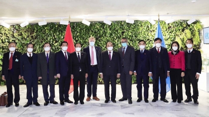 越南国家主席阮春福与世卫组织总干事举行工作座谈
