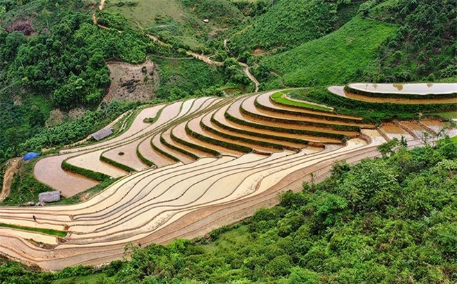 Beautiful Phong Du Thuong Terraced Fields in Yen Bai Beautiful Phong Du Thuong Terraced Fields in Yen Bai