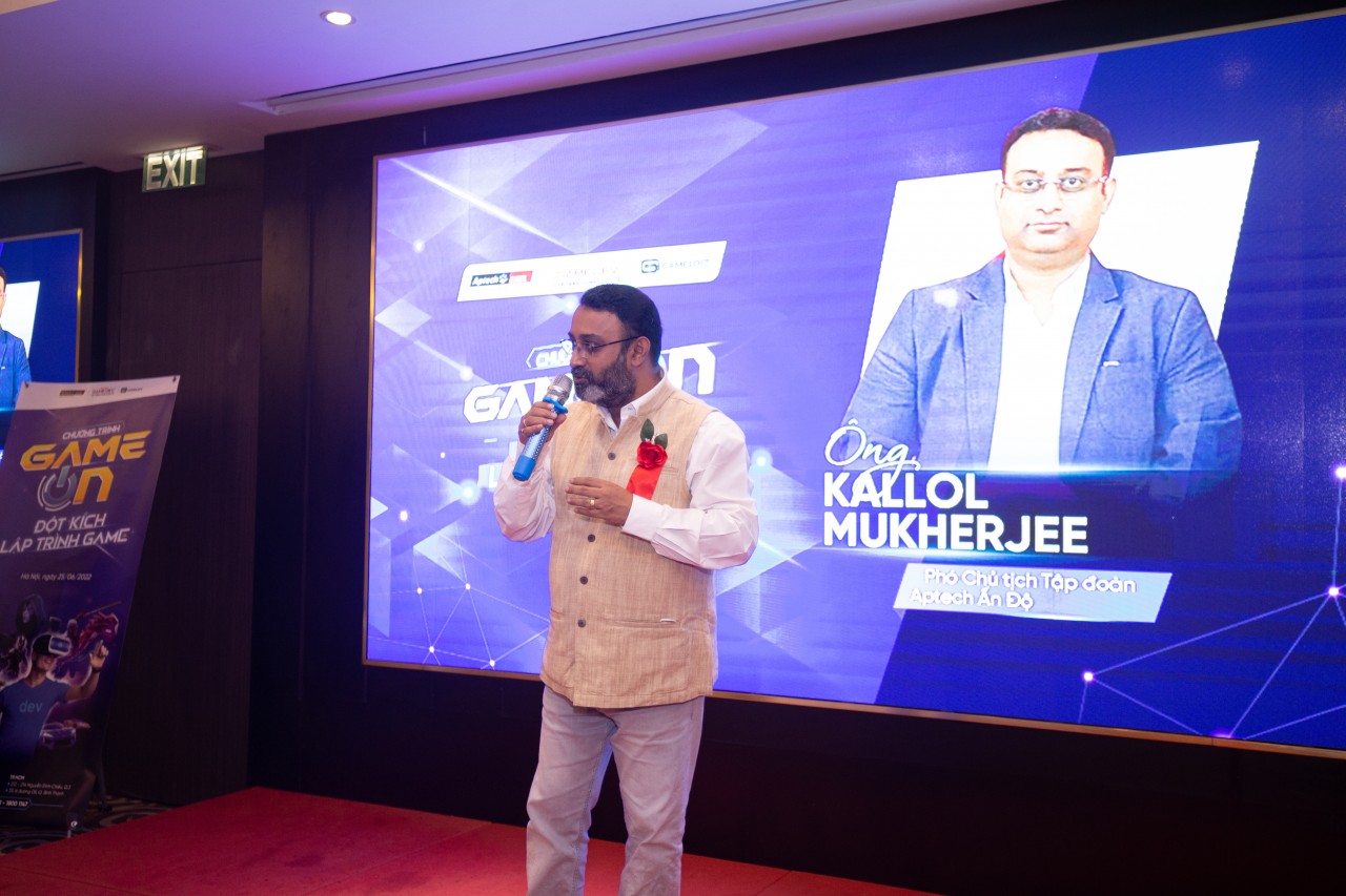 Ông Kallol Mukherjee, Phó Chủ tịch Tập đoàn Aptech Ấn Độ. Ông Kallol Mukherjee, Phó Chủ tịch Tập đoàn Aptech Ấn Độ.