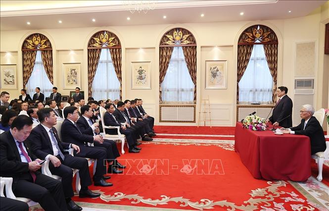 Thủ tướng Phạm Minh Chính gặp gỡ cộng đồng người Việt Nam tại Trung Quốc Chú thích ảnh