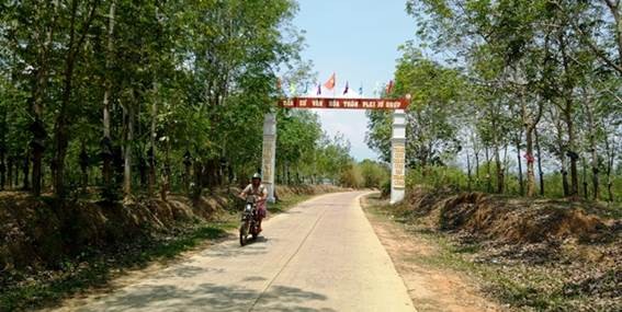 Kon Tum phấn đấu trên 50% vùng đồng bào dân tộc thiểu số đạt chuẩn nông thôn mới Kon Tum phấn đấu trên 50% vùng đồng bào dân tộc thiểu số đạt chuẩn nông thôn mới