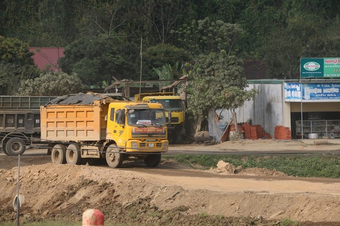 Vụ "Dự án NM may Minh Anh thi công ồ ạt": Tiếp tục bị lập biên bản vì đấu nối trái phép nghe an du an nm may minh anh tan ky 300 ty tiep tuc bi lap bien ban vi dau noi trai phep