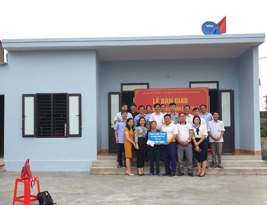 Nghệ An: Bàn giao ngôi nhà tình nghĩa cho cụ bà neo đơn có hoàn cảnh khó khăn Nghệ An: Bàn giao ngôi nhà tình nghĩa cho cụ bà neo đơn có hoàn cảnh khó khăn