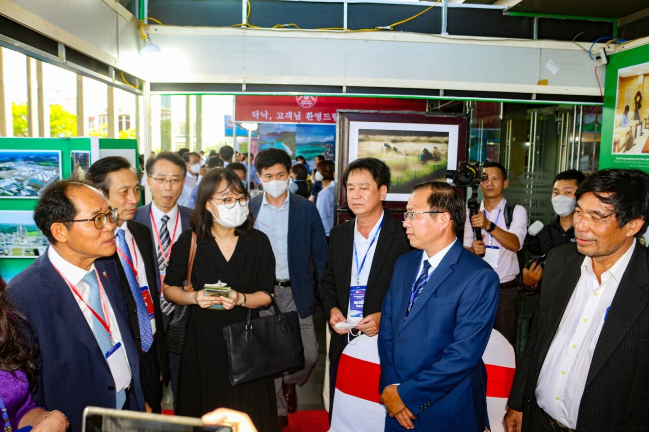 42 gian hàng tham gia sự kiện “Gặp gỡ Hàn Quốc năm 2022” tại Bình Định 42 gian hàng tham gia sự kiện “Gặp gỡ Hàn Quốc năm 2022” tại Bình Định
