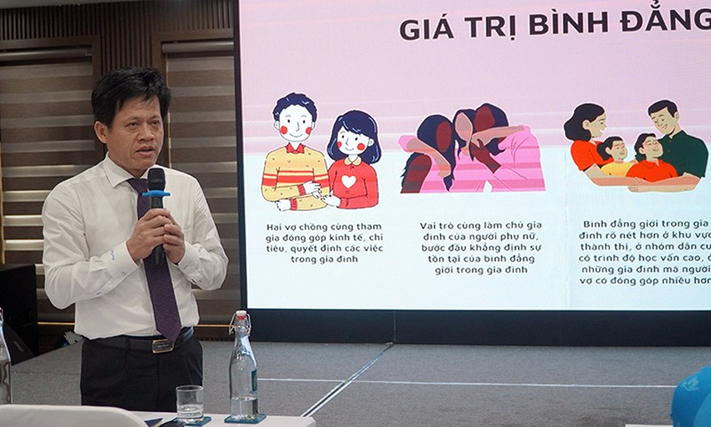 Diễn đàn “Phụ nữ Quảng Bình - Vun đắp giá trị gia đình Việt Nam” Diễn đàn “Phụ nữ Quảng Bình - Vun đắp giá trị gia đình Việt Nam”