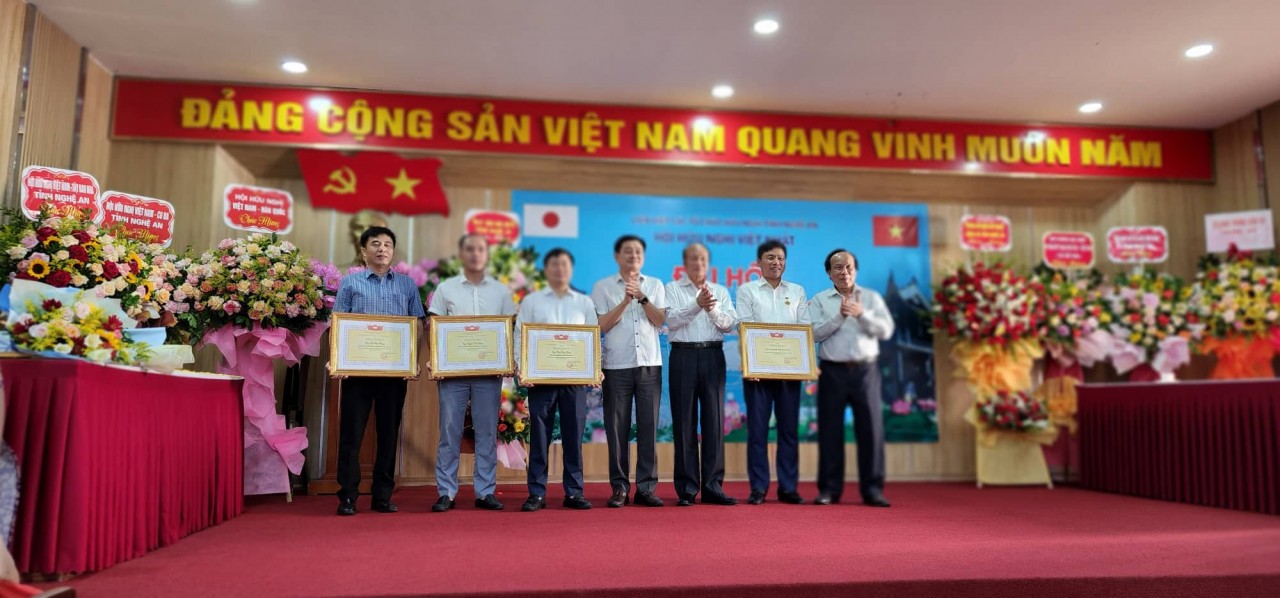 Vun đắp mối quan hệ hữu nghị giữa Việt Nam - Nhật Bản ngày càng bền chặt Vun đắp mối quan hệ hữu nghị giữa Việt Nam - Nhật Bản ngày càng bền chặt