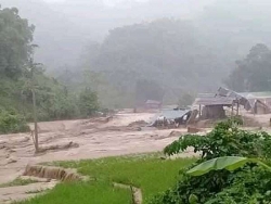 Tin bão số 3: Hàng chục người và nhà cửa bị cuốn trôi ở Thanh Hoá