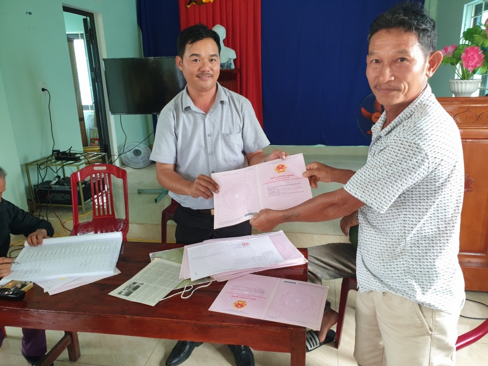 Tập trung nguồn lực, triển khai nhiều giải pháp cán đích Nông thôn mới Tập trung nguồn lực, triển khai nhiều giải pháp cán đích Nông thôn mới