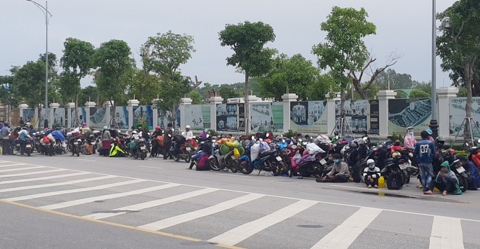 Nghệ An: Đón công dân về quê vừa là tình cảm, vừa là trách nhiệm của Đảng bộ và chính quyền Nghệ An: Đón công dân về quê vừa là tình cảm, vừa là trách nhiệm của Đảng bộ và chính quyền