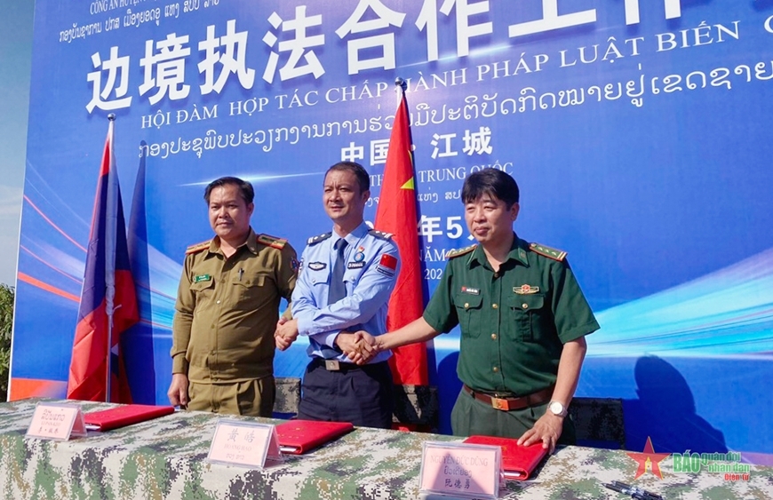 ການ​ພົບ​ປະ​ເຈ​ລະ​ຈາ​ຢູ່​ຫຼັກ​ໝາຍຈຸດຕັດກັນຂອງເສັ້ນທາງຊາຍ​ແດນ ​ຫວຽດ​ນາມ - ລາວ - ຈີນ