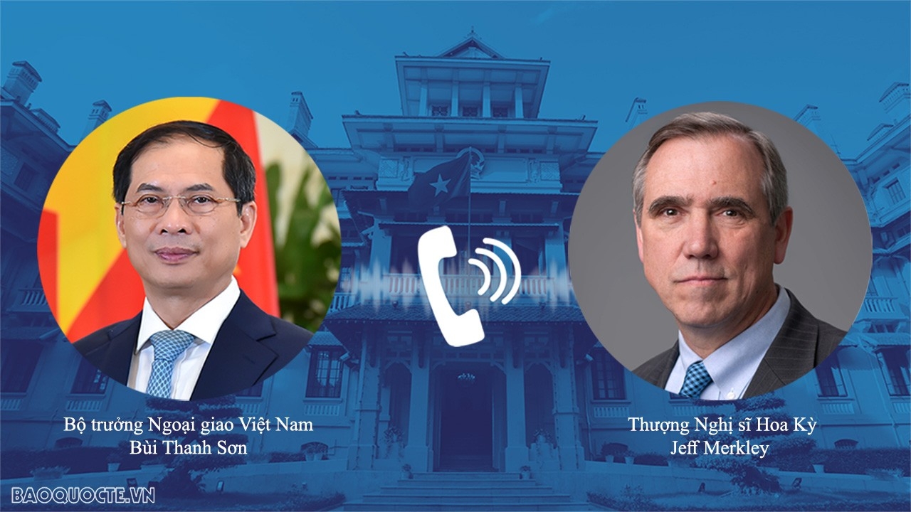 ສະມາຊິກສະພາສູງ ອາເມລິກາ ສະໜັບສະໜູນ ຫວຽດນາມ ເປັນເອກະລາດ, ສ້າງຄວາມເຂັ້ມແຂງດ້ວຍຕົນເອງ ແລະ ຈະເລີນຮັ່ງມີ ຢ່າງສະເໝີຕົ້ນສະເໝີປາຍ ສະມາຊິກສະພາສູງ ອາເມລິກາ ສະໜັບສະໜູນ ຫວຽດນາມ ເປັນເອກະລາດ, ສ້າງຄວາມເຂັ້ມແຂງດ້ວຍຕົນເອງ ແລະ ຈະເລີນຮັ່ງມີ ຢ່າງສະເໝີຕົ້ນສະເໝີປາຍ