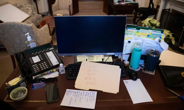 fbi investigation woman who stole pelosis laptop might sell it to russian intelligence