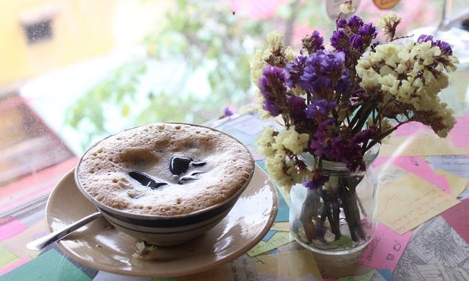 petit chinese herbal coffee in the centre of saigon