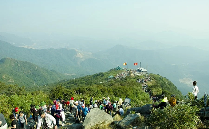 Yen Tu Mountain - the beauty of nature and tranquility 0726 1 1567476224 5865 1567476785