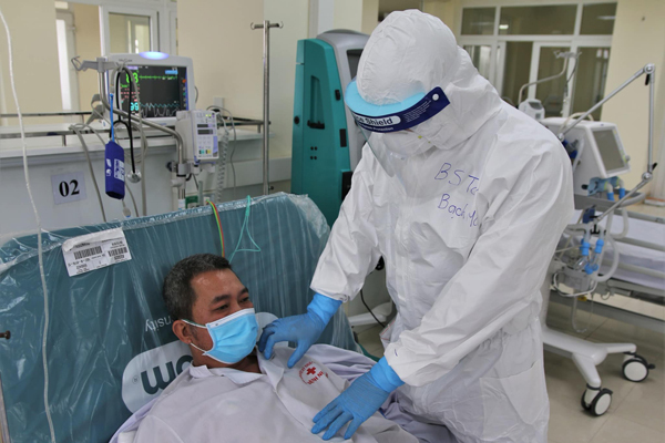 Over 80% of Vietnamese patients with mild symptoms recover after one week 5853-xn4