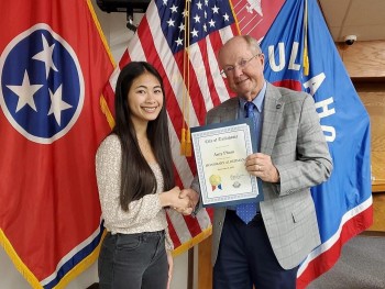 17-Year-Old Vietnamese Girl Awarded 