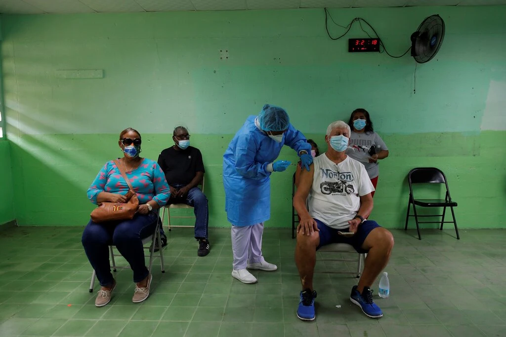 People receiving Pfizer’s Covid-19 vaccine last month in San Miguelito, Panama. Photo: Shutterstock People receiving Pfizer’s Covid-19 vaccine last month in San Miguelito, Panama. Photo: Shutterstock