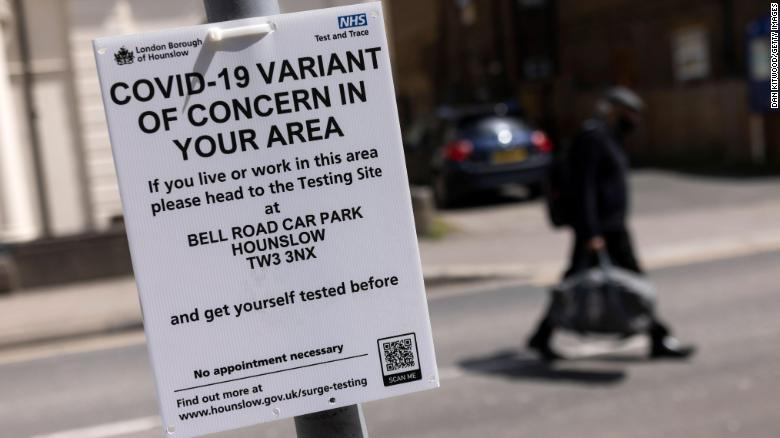 A sign directing people to vaccination center in west London. Photo: CNN A sign directing people to vaccination center in west London. Photo: CNN