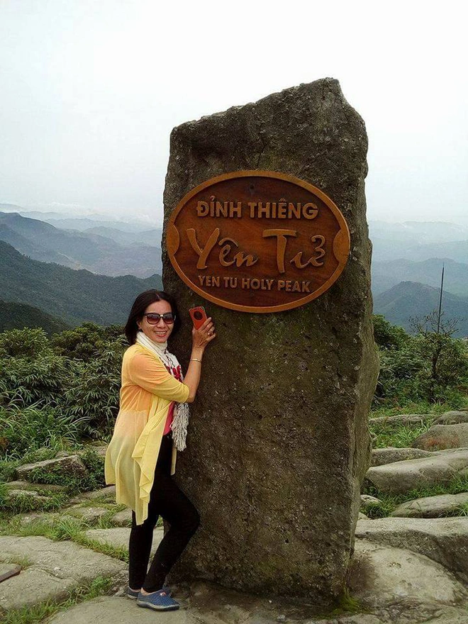 Oanh climbed Yen Tu mountain in Quang Ninh. Photo: Dantri Oanh climbed Yen Tu mountain in Quang Ninh. Photo: Dantri