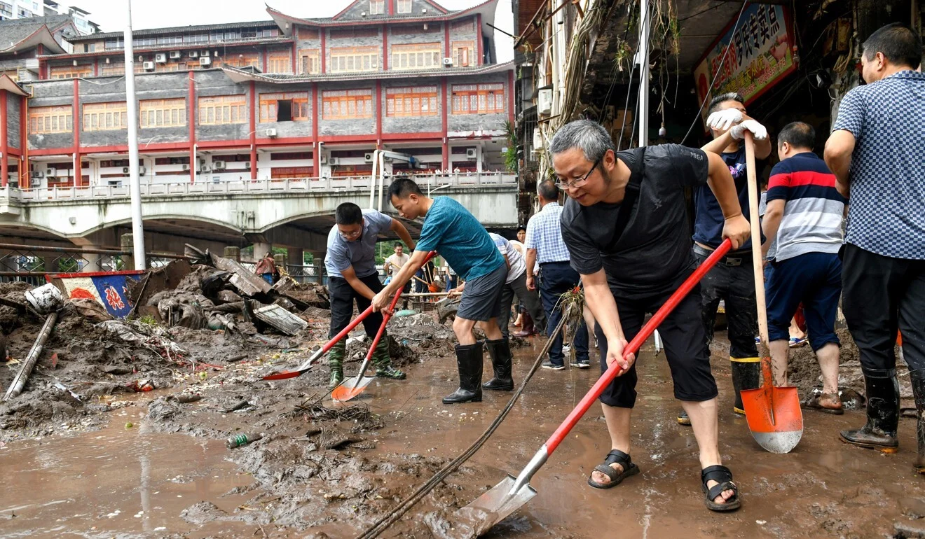 A clean-up operation in the city of Bazhong. Photo: Handout A clean-up operation in the city of Bazhong. Photo: Handout