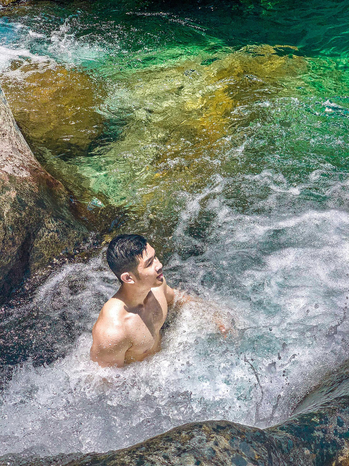 The cool, refreshing river stream of Fairy River makes this place become an ideal destination for summer holiday. Photo: Le Phuong Tung The cool, refreshing river stream of Fairy River makes this place become an ideal destination for summer holiday. Photo: Le Phuong Tung