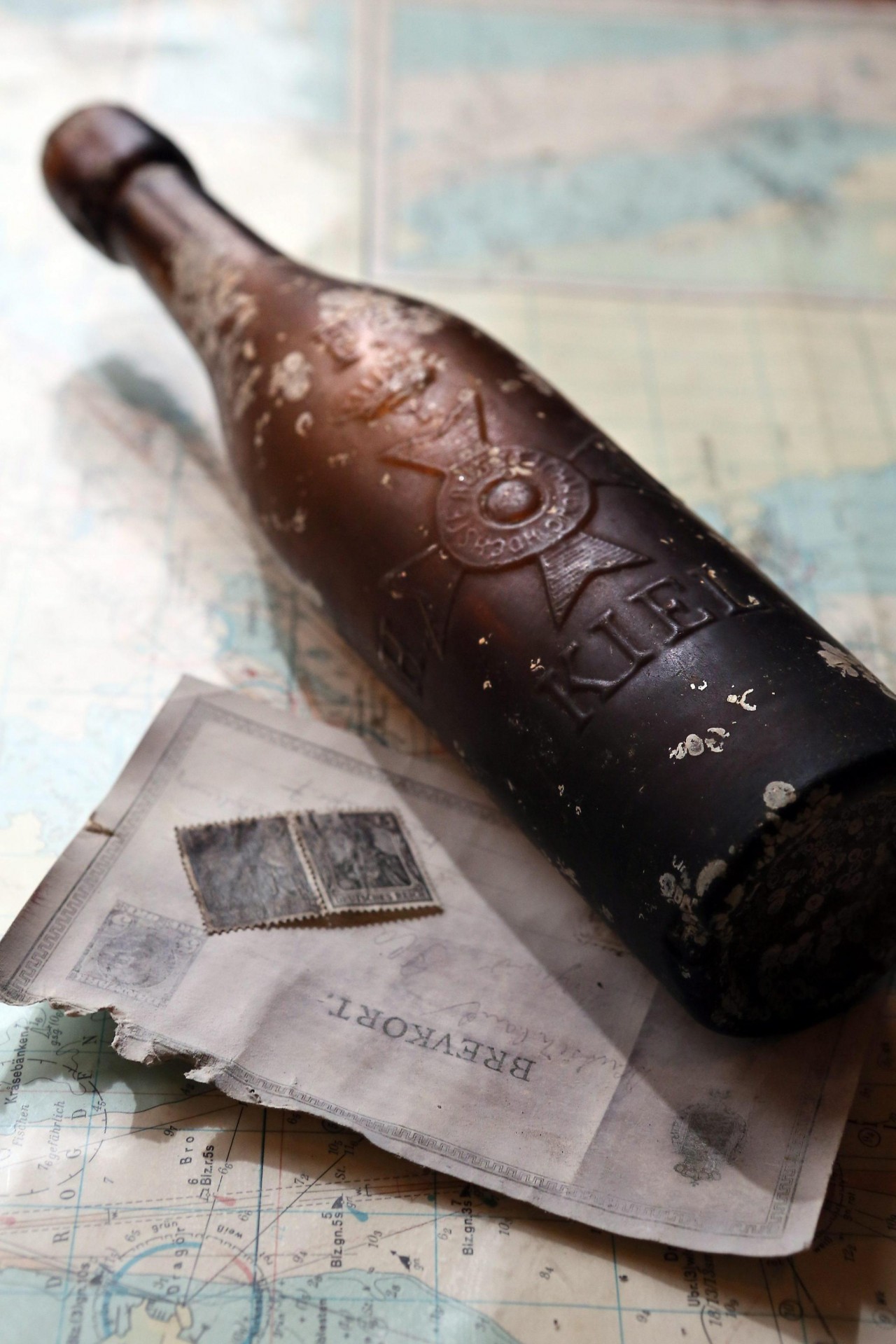 Oldest bottle and message found by Baltic fishermen. Photo: Historyblog Oldest bottle and message found by Baltic fishermen. Photo: Historyblog