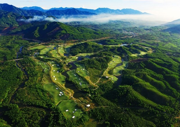 An aerial view of a golf course in Vietnam. (Photo: VNA) An aerial view of a golf course in Vietnam. (Photo: VNA)