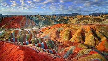 The Mesmerizing Hormuz, “The Rainbow Island” Most Tourists Don’t Know