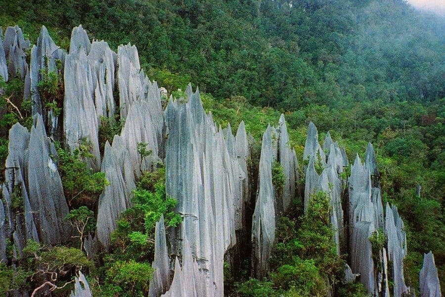 Photo: Southeast Asia Backpacker Photo: Southeast Asia Backpacker