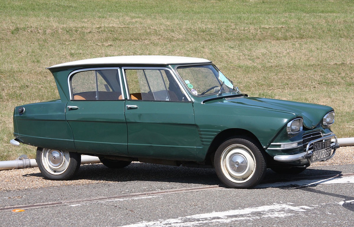 Photo: OUTSTANDING CARS