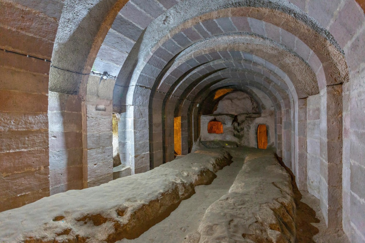 Derinkuyu to other underground cities in the region | © MehmetO / Alamy Stock Photo Derinkuyu to other underground cities in the region | © MehmetO / Alamy Stock Photo
