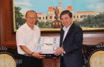 returning from rok football head coach park hang seo undergoes medical supervision