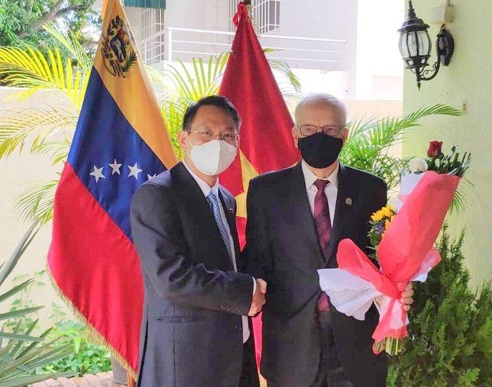 Venezuela-Vietnam Friendship Association officially launches e-portal Venezuela Vietnam Friendship Association officially launches e-portal