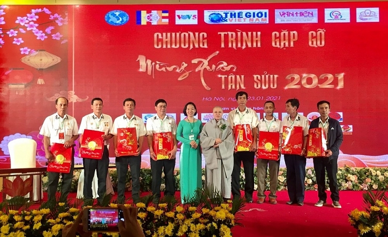 Cultural exchange builds up RoK-Vietnam ties ahead of Lunar New Year Cultural exchange builds up RoK Vietnam ties ahead of Lunar New Year