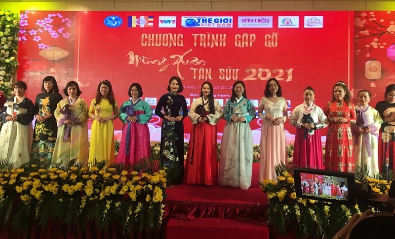 Cultural exchange builds up RoK-Vietnam ties ahead of Lunar New Year Cultural exchange builds up RoK Vietnam ties ahead of Lunar New Year