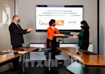 swiss famous hospitality management school cooperates with vietnam