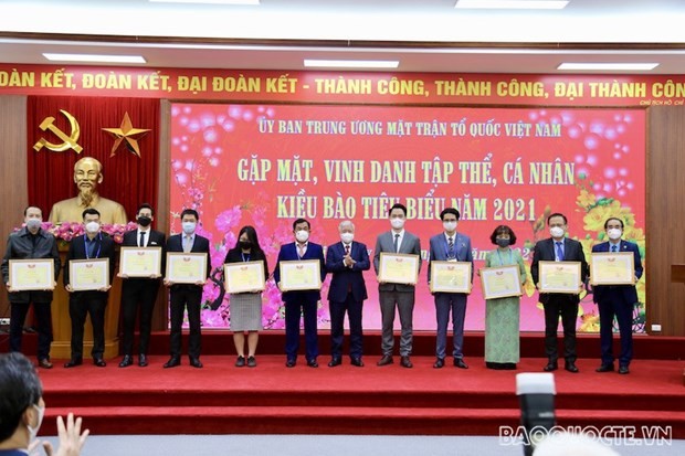 Homeland Spring Programme Brings Tet Atmosphere to Overseas Vietnamese Abroad Homeland Spring Programme Brings Tet Atmosphere to Overseas Vietnamese Abroad