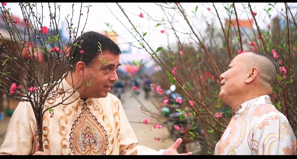Israeli Ambassador Sings Vietnamese to Welcome Lunar New Year Israeli Ambassador Sings Vietnamese to Welcome Lunar New Year
