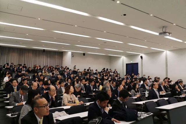 Vietnamese professor in Japan gives his last lecture vietnamese professor in japan gives his last lecture